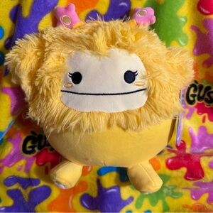 Nomi Bigfoot Squishmallow NWT 8 in New 2026